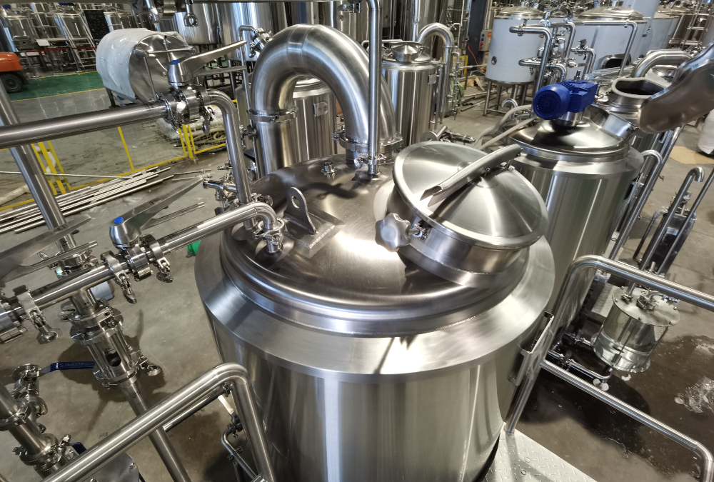 brewery equipment,Beer fermenter,beer fermentation tank,microbrewery system,brewery in Japan,Two vessel brewhouse, Tiantai beer brewing,